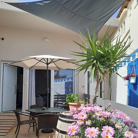 The Getaway Apartment Agia Marina Exterior foto