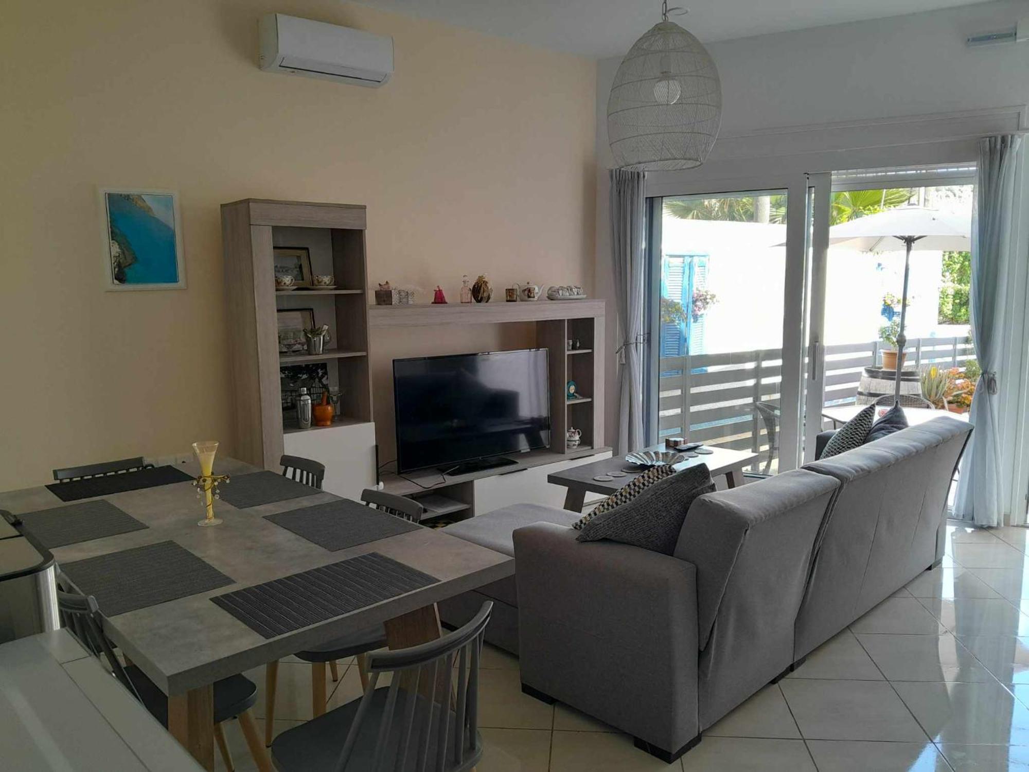 The Getaway Apartment Agia Marina Exterior foto
